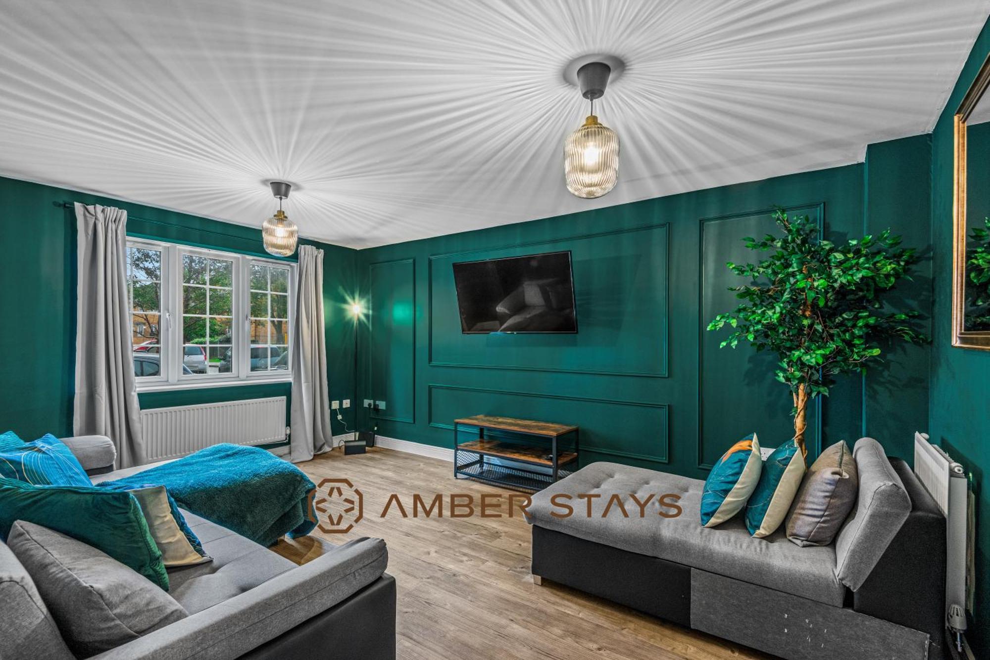 Spacious 5 Bed House In Reading By Amber Stays, Perfect For Business & Contractors, Sleeps 12! Extérieur photo